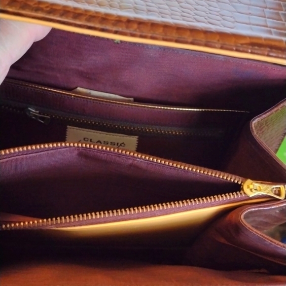 Vintage Classic Bag by Camel, Cognac Brown Faux Alligator Skin Finish - Picture 8 of 12